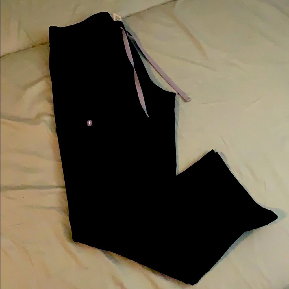 FIGS Kade Cargo Scrub Pants